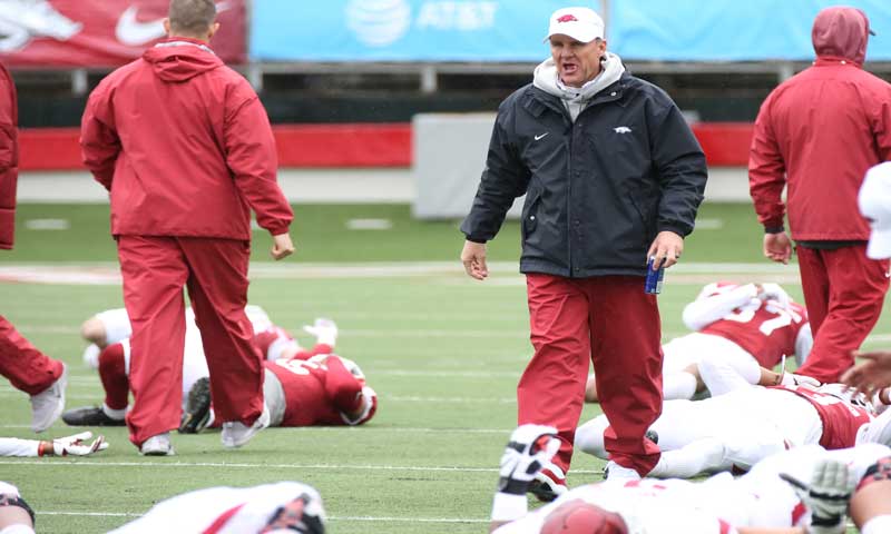 Hogs: Morris evaluates QBs, welcomes Noland