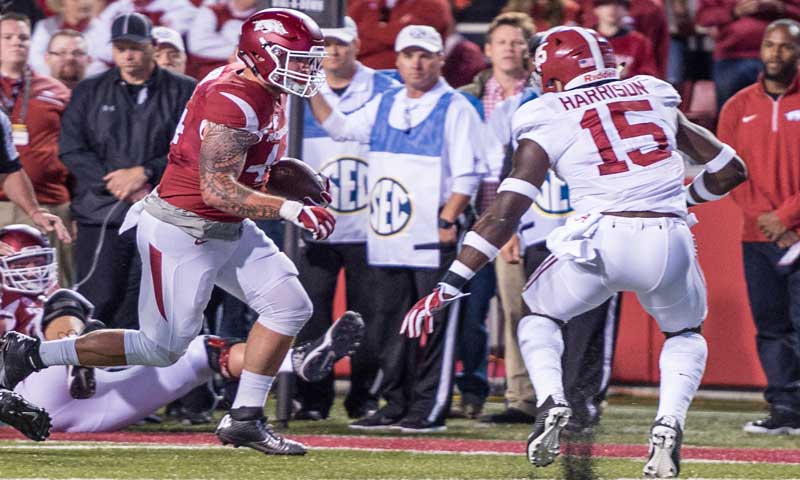 Hogs: Tight end Cantrell brings tenacity