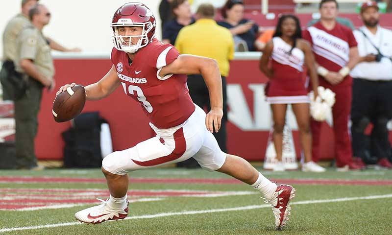 HOGS: QB Noland drills; LB Harris out