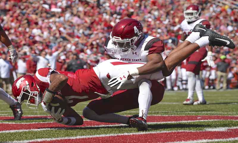 HOGS: Receivers shine in 2nd scrimmage