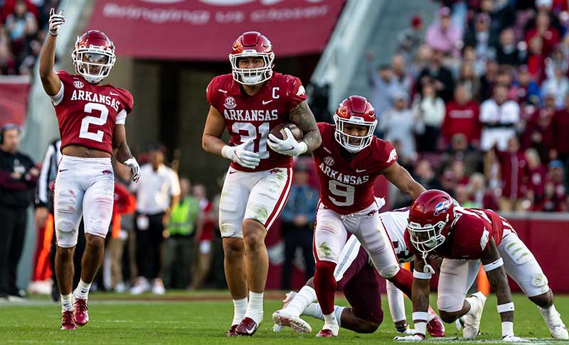 HOGS: Slusher solid at safety; Notes
