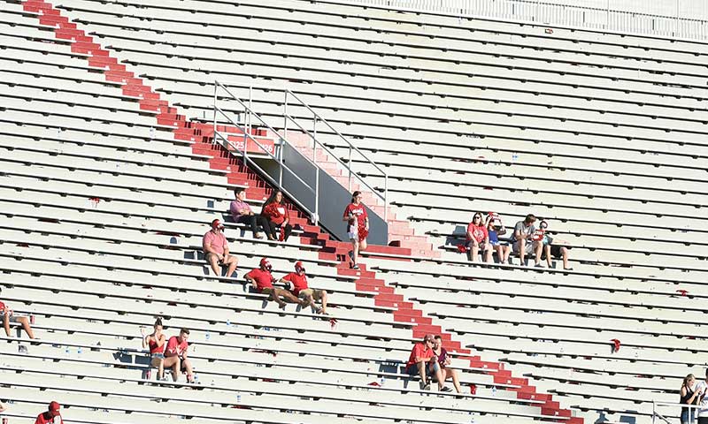 HOGS: O line beat up again