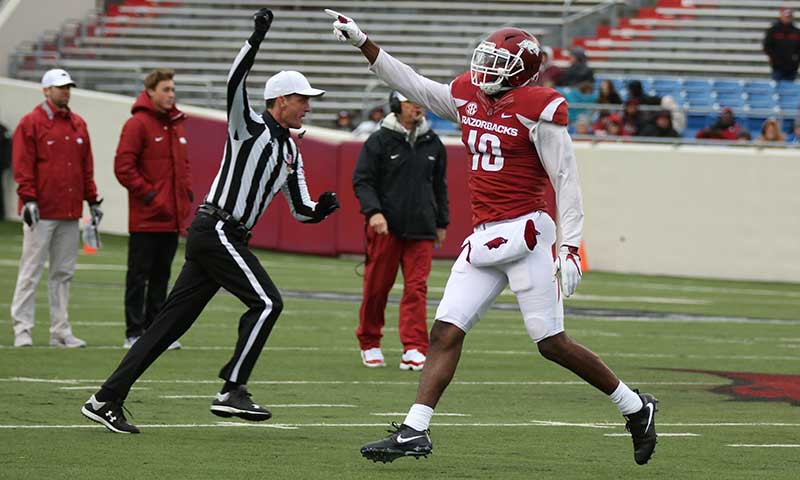 HOGS: Ten O linemen ready; notes