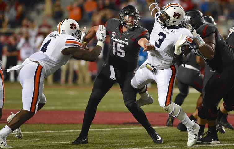 Hogs enjoy honors after Ole Miss win