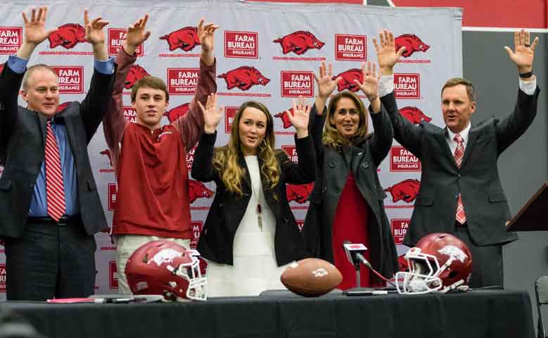Hogs: Morris compares UA to Clemson in 2010